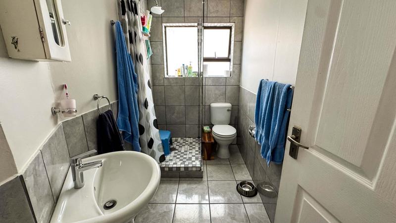 2 Bedroom Property for Sale in Dana Bay Western Cape